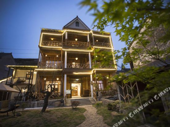 Deqing Humin Inn in Deqing, People's Republic of China