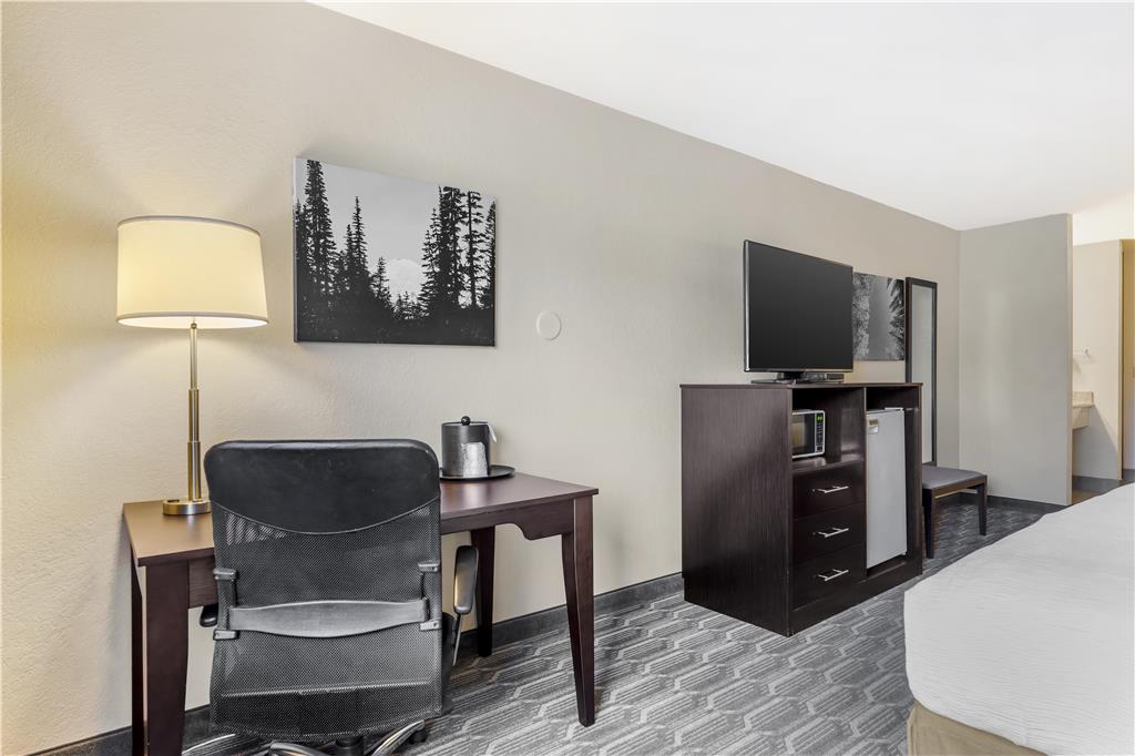 Best Western Plus Wenatchee Downtown Hotel - photo 18