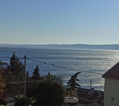 Apartments Happy Day — 4-Star Luxury Hotel in Karlobag, Croatia