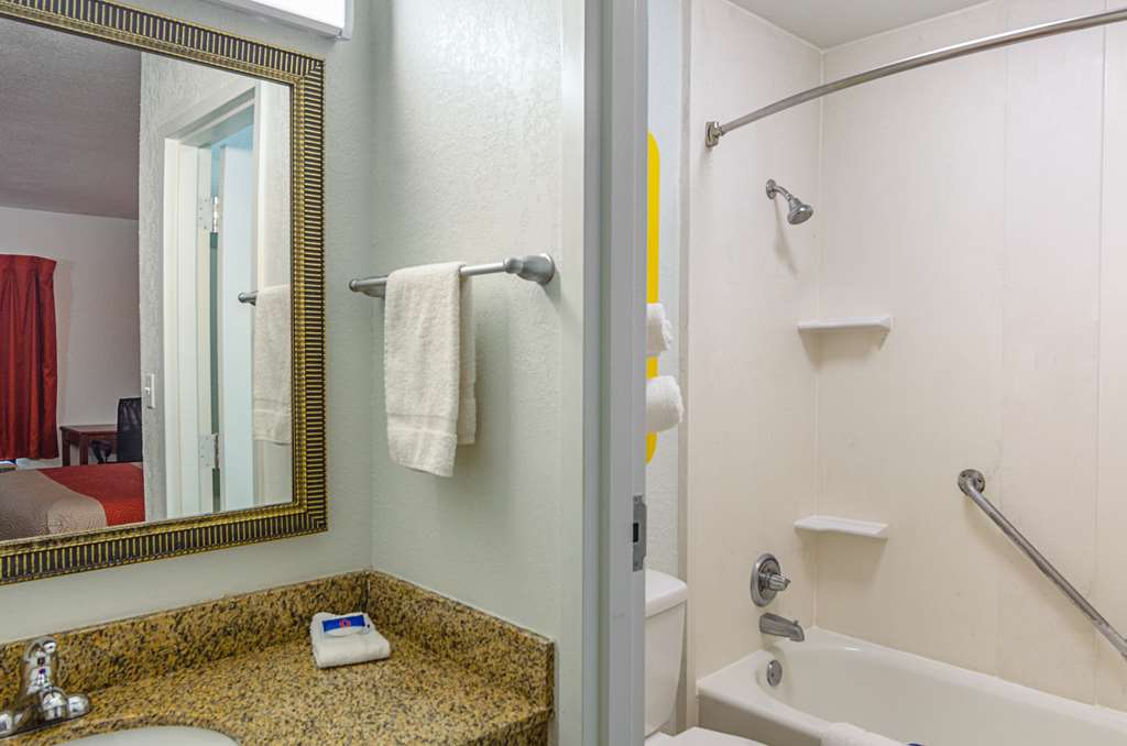 Motel6 Troy AL - photo 19