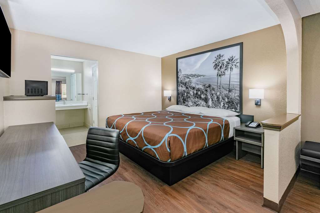 Super 8 By Wyndham Moss Point - photo 16