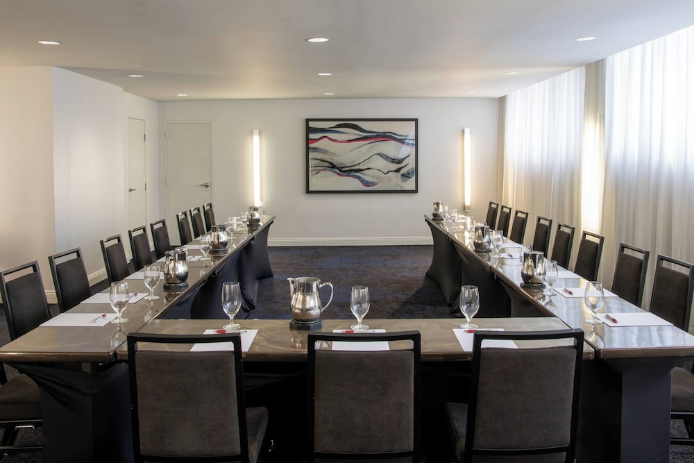 Beverly Hills Marriott - photo 97
