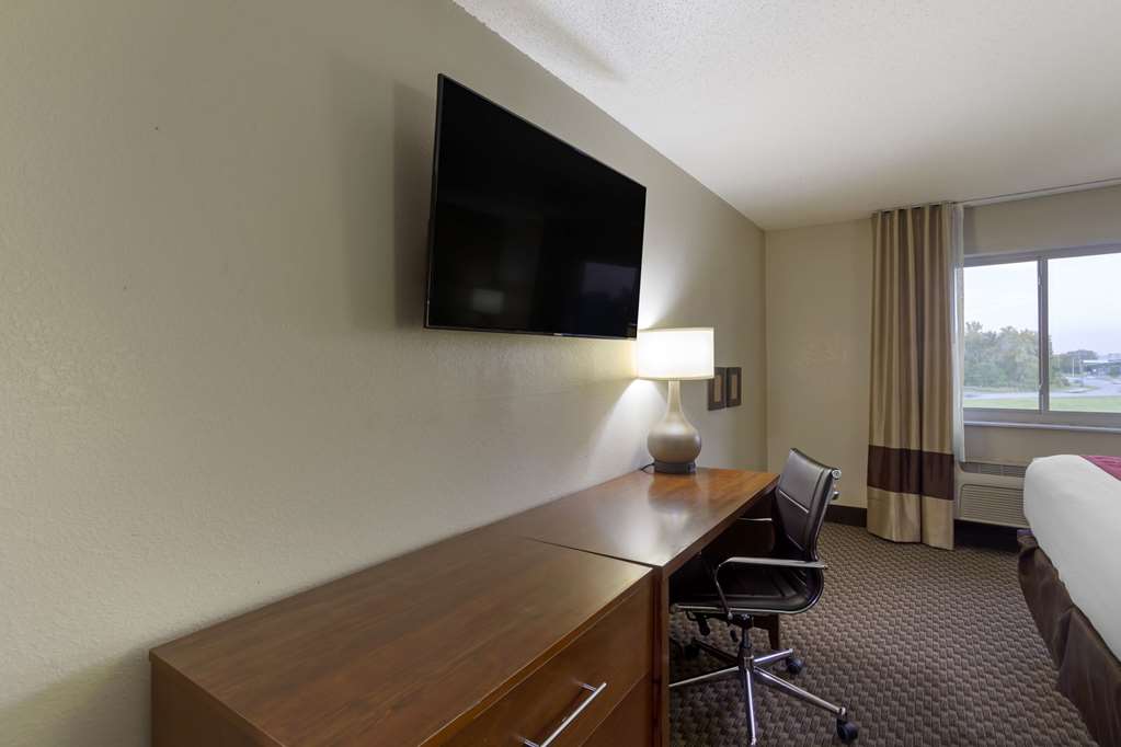 Comfort Inn Hobart Merrillville - photo 10