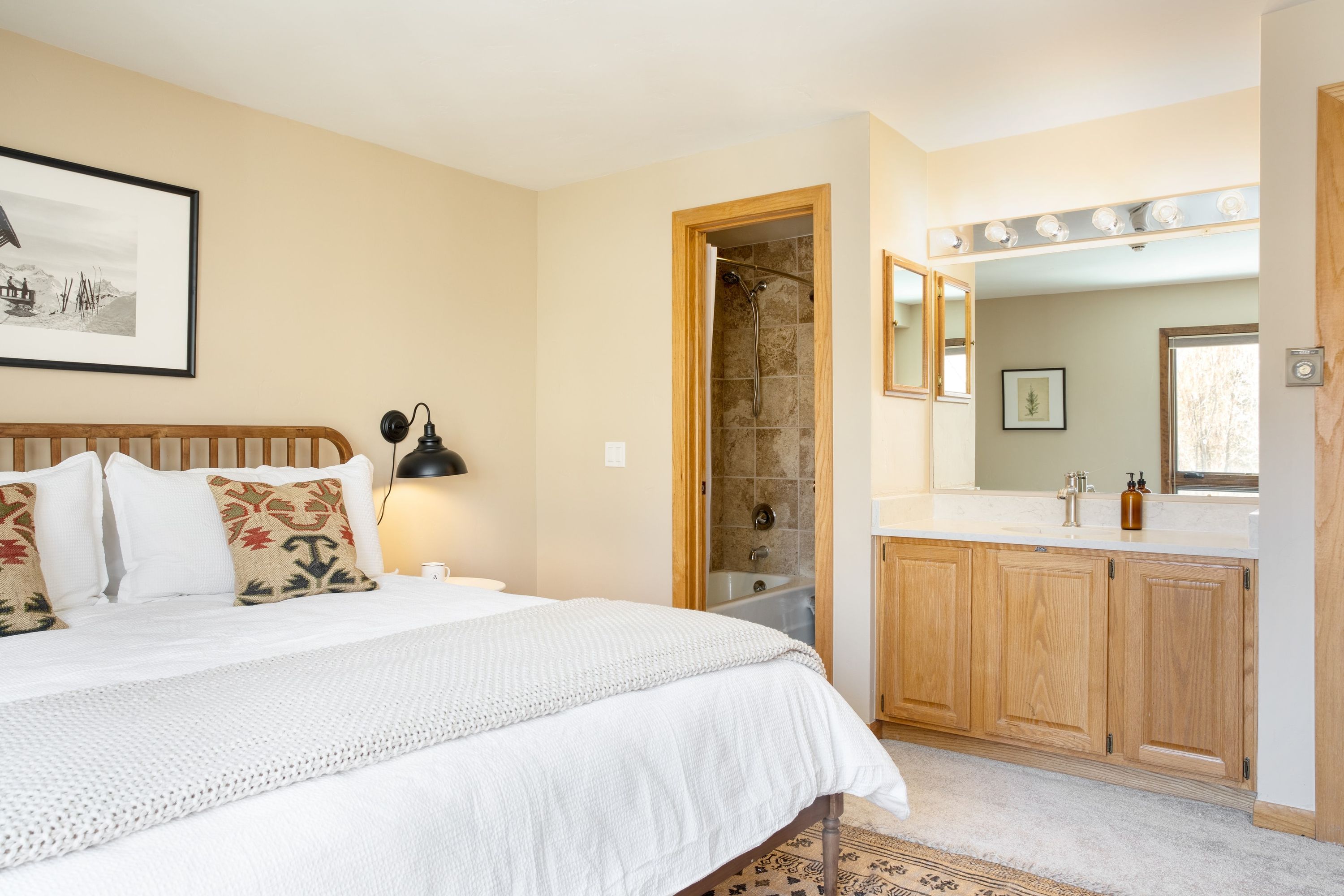 Cloud 9 by Avantstay Located at the Base of Vail Ski Resort w Community Pool & Hot Tub - photo 16
