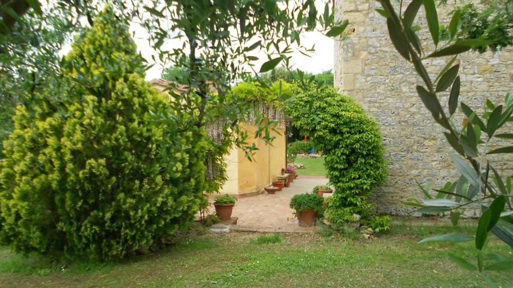San Martin del Colle Holiday Home — 4-Star Luxury Hotel in Casciana Terme, Italy