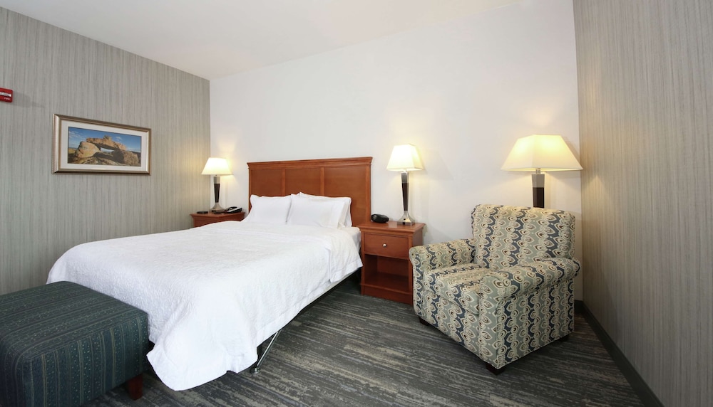 Hampton Inn Ellsworth Bar Harbor - photo 11