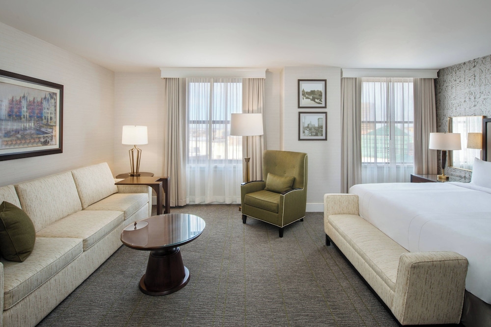 Marriott Syracuse Downtown - photo 8
