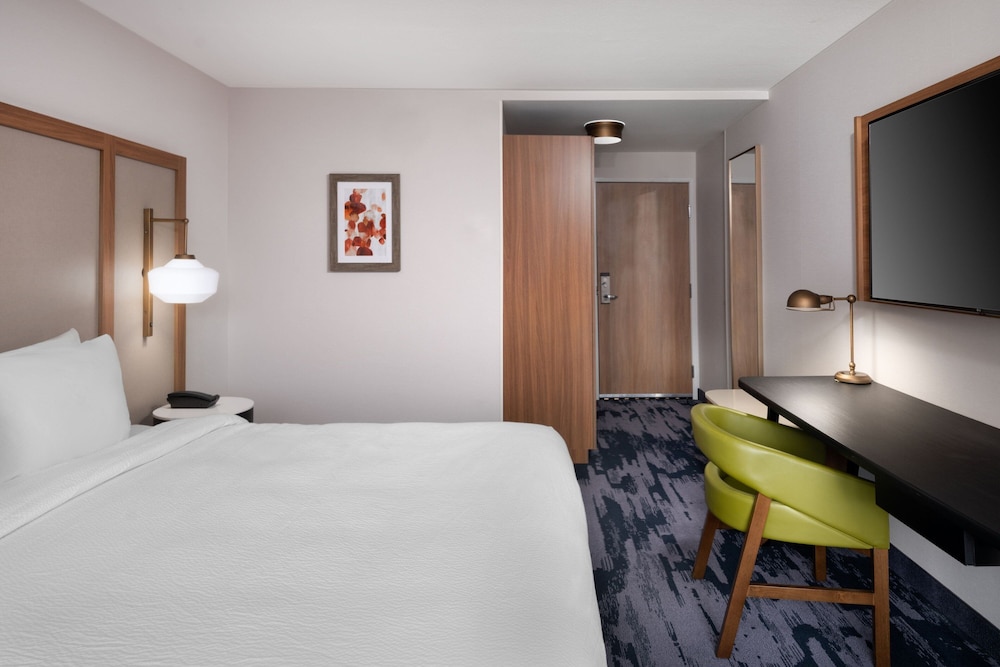 Fairfield Inn & Suites by Marriott Boulder - photo 7