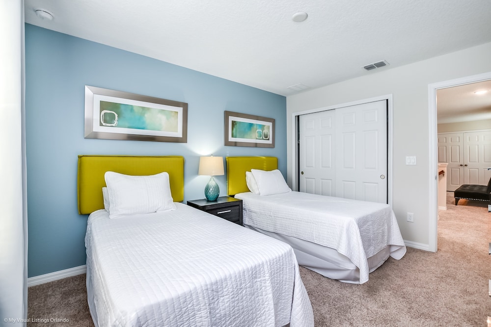 Resort Community Town Home with Pool - photo 4