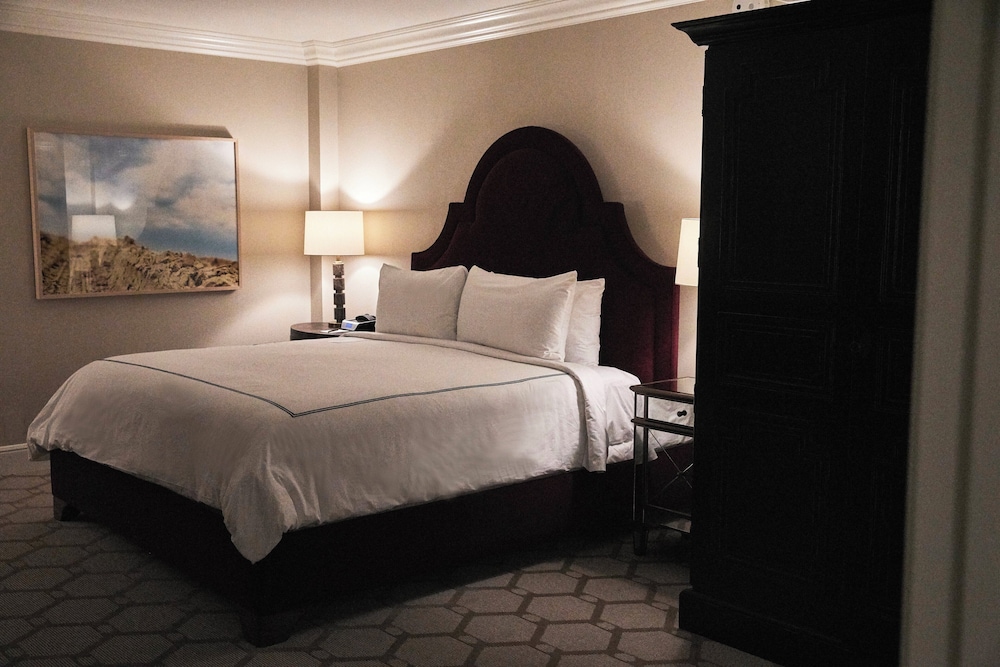 The Adolphus Autograph Collection - photo 68