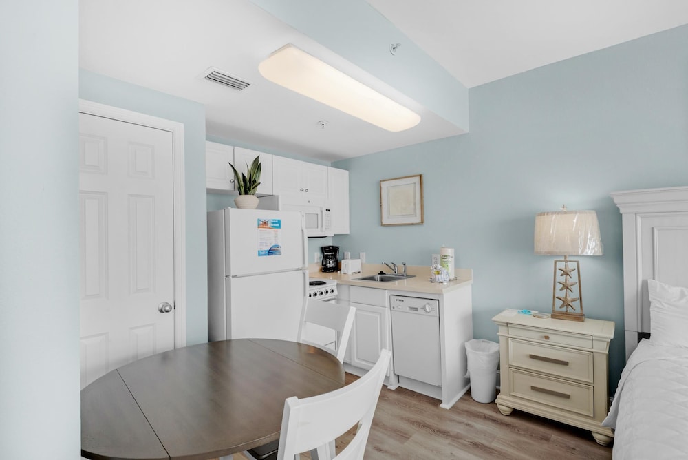 Majestic Beach Towers 1 609 - photo 24