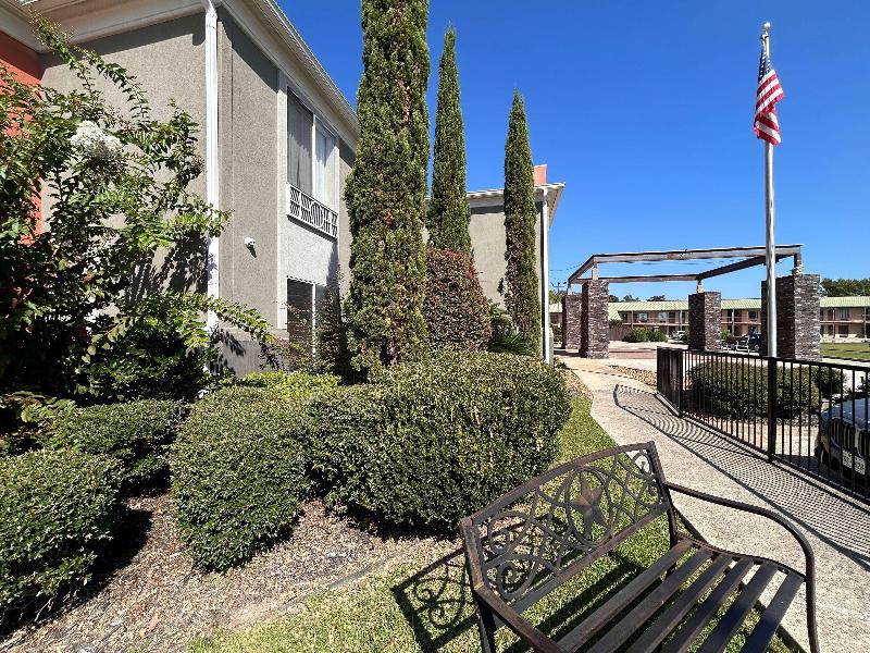 Holiday Inn Express Leesville - photo 4