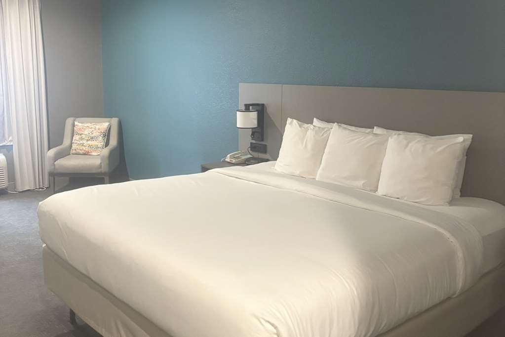 Comfort Inn & Suites Burnet - photo 7