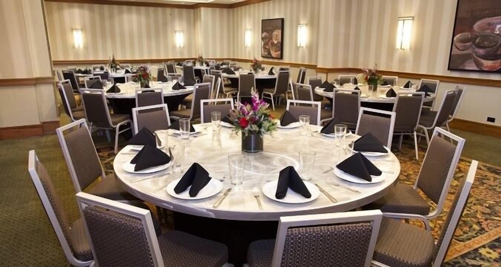 Hilton Chicago Oak Brook Suites - photo 31