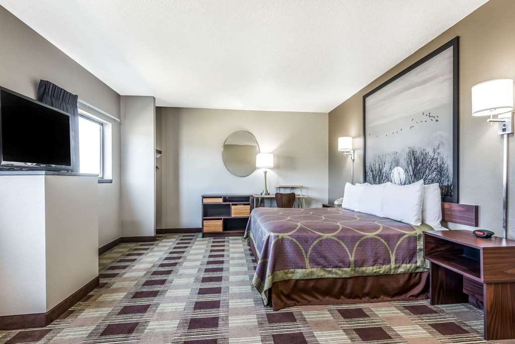 Super 8 by Wyndham Kimball - photo 12
