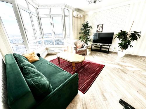 Apartments with Dnipro view — 4-Star Luxury Hotel in Kyiv, Ukraine