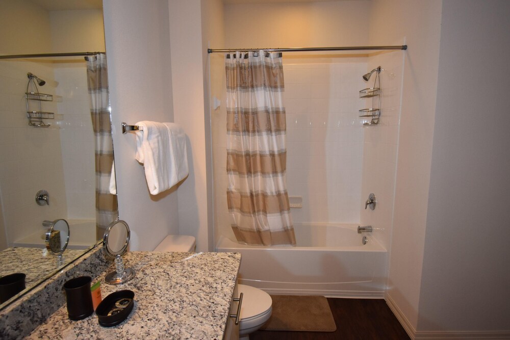 Nov Special W Lucaya 4bed 2 Bath ID: 256175 - photo 27