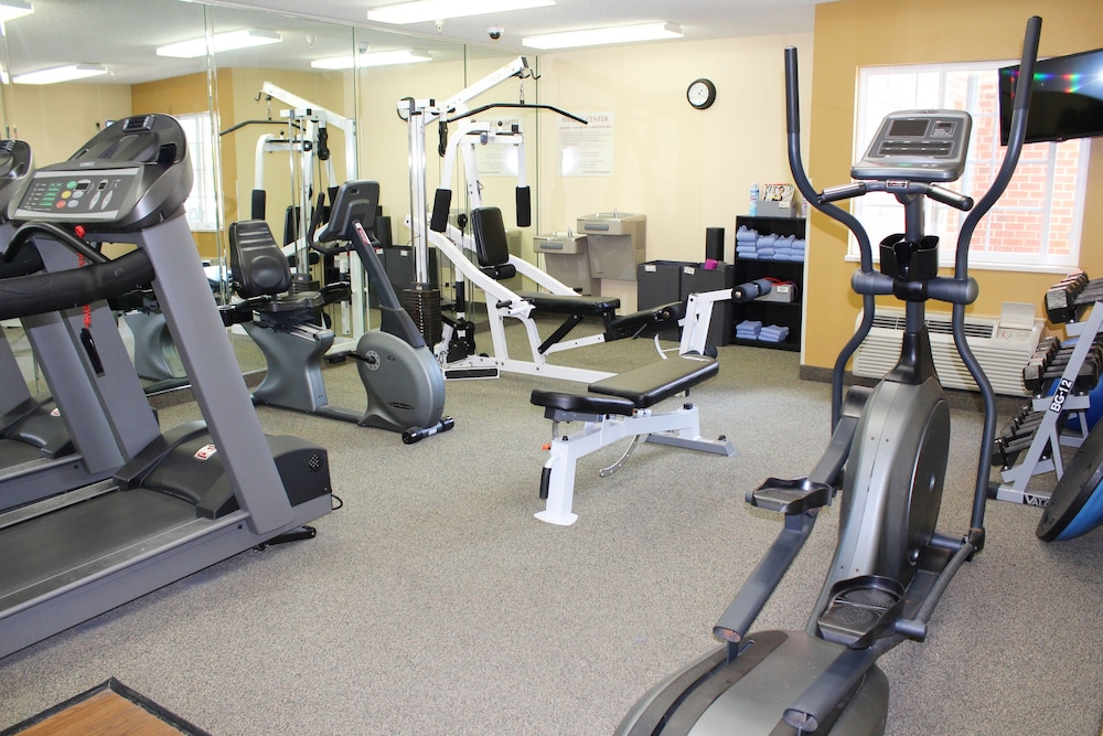 Candlewood Suites Herndon by IHG - photo 23