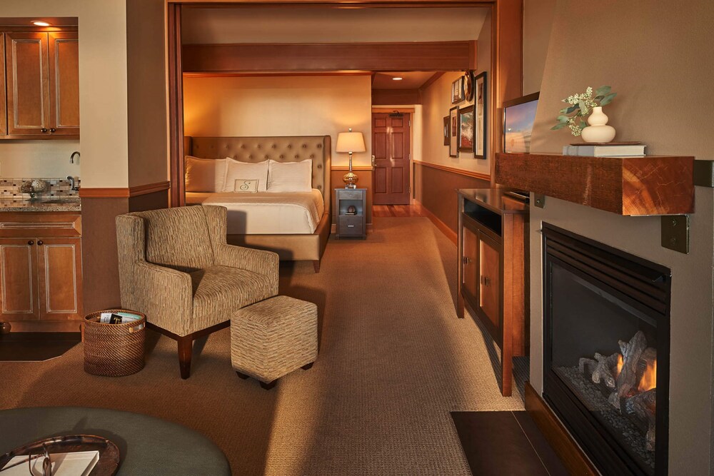 Stephanie Inn - photo 12
