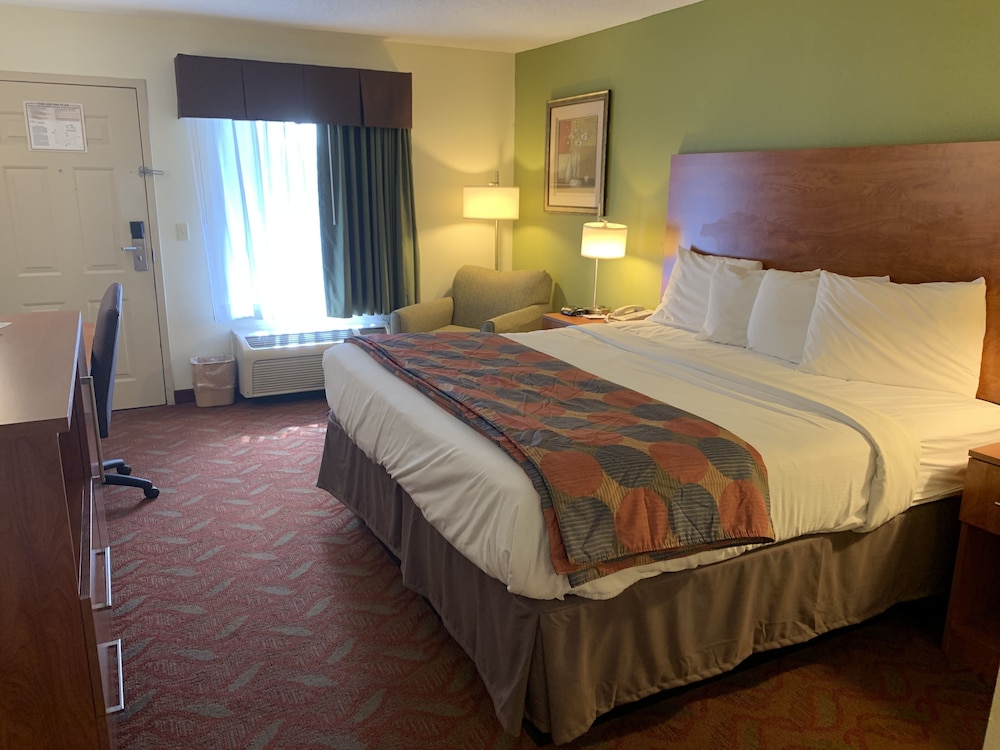 Baymont by Wyndham Cave City - photo 4