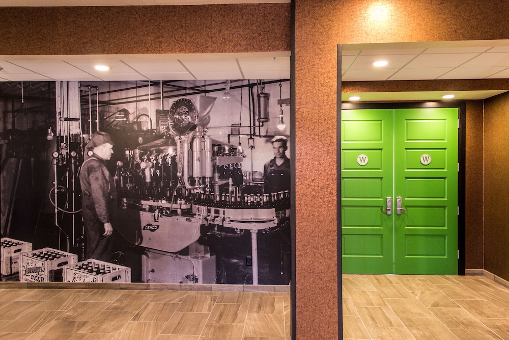 Cobblestone Hotel & Suites Chippewa Falls - photo 3