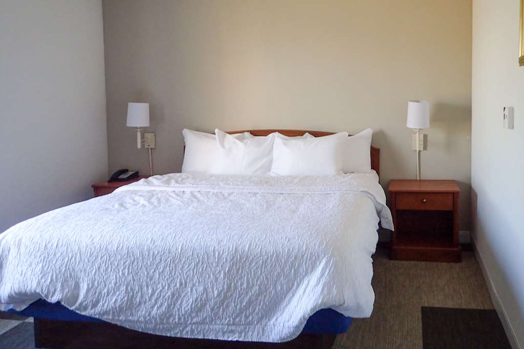 Comfort Inn & Suites Mt. Holly Westampton - photo 31