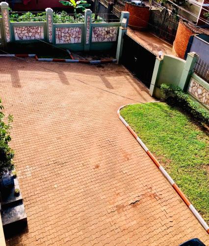 Sky View Apartment Bukoto Kampala — 4-Star Luxury Hotel in Kampala, Republic of Uganda