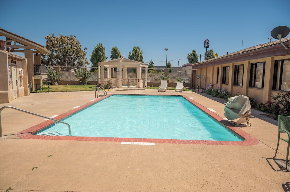 Motel 6 Soledad CA - photo 37