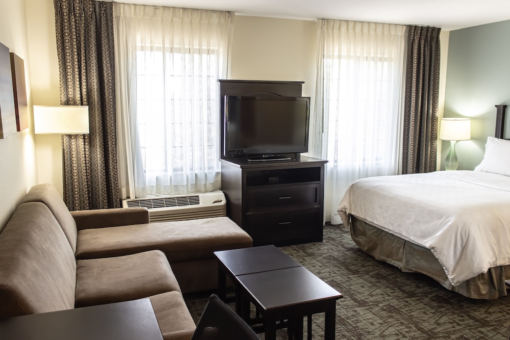 Staybridge Suites Minot by IHG - photo 33