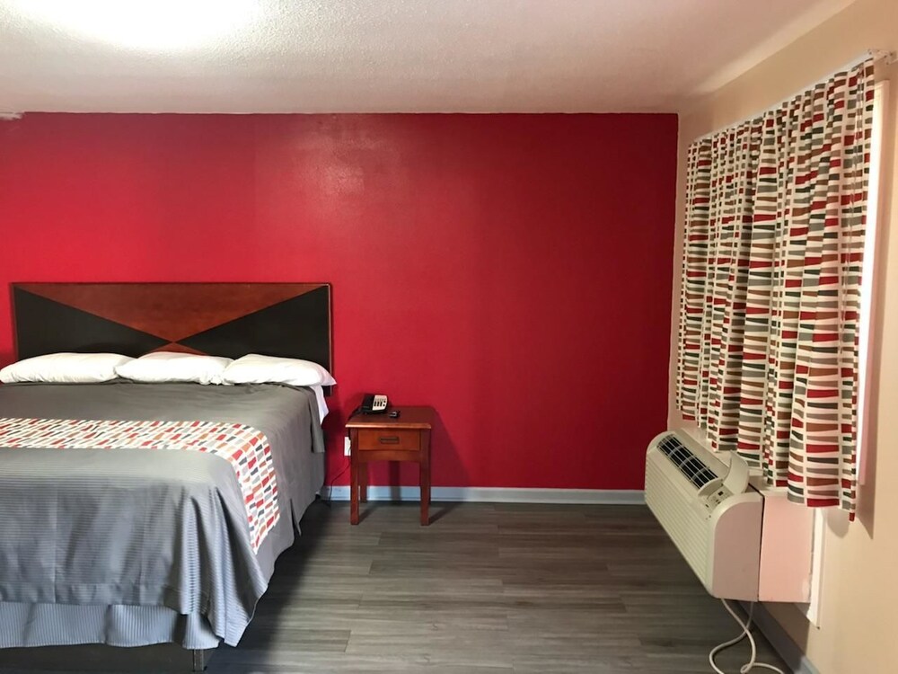 Florence Inn And Suites — Florence