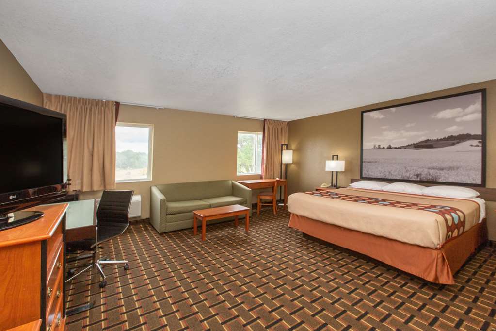 Super 8 by Wyndham Ottawa - photo 13