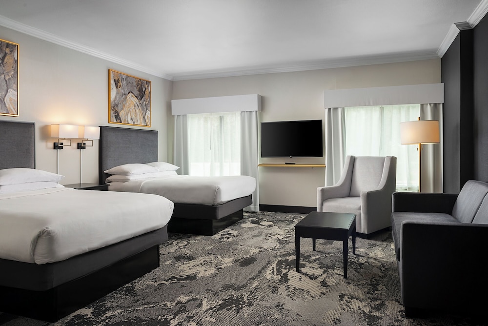 Champions Club and Hotel Houston Westchase - photo 38