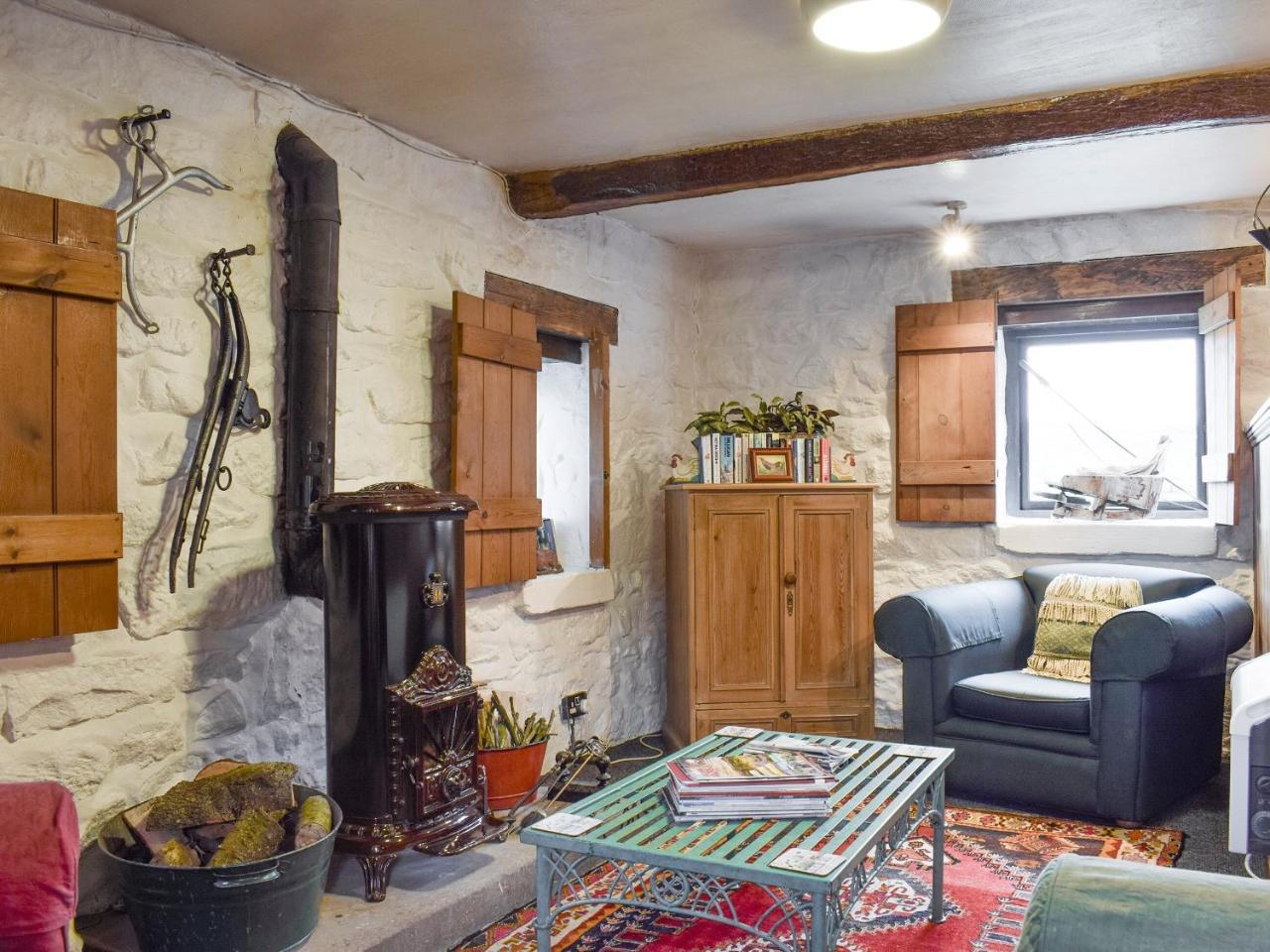 Threshing Barn Kza — 4-Star Luxury Hotel in Whitby, United Kingdom