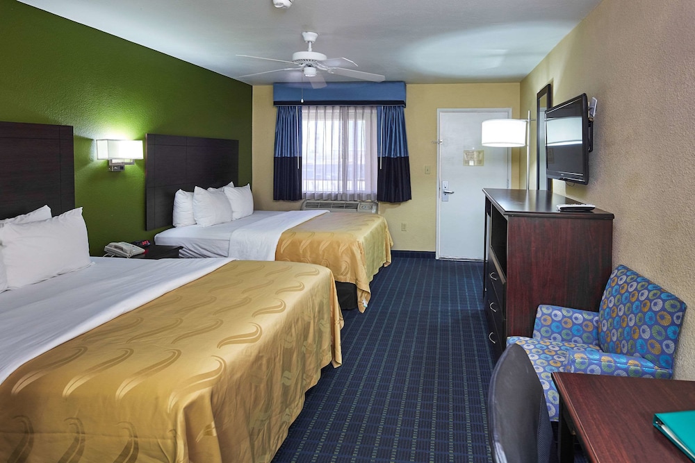 Quality Inn Parker - photo 4