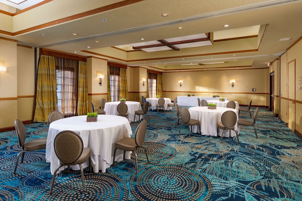 DoubleTree by Hilton Phoenix Mesa - photo 84