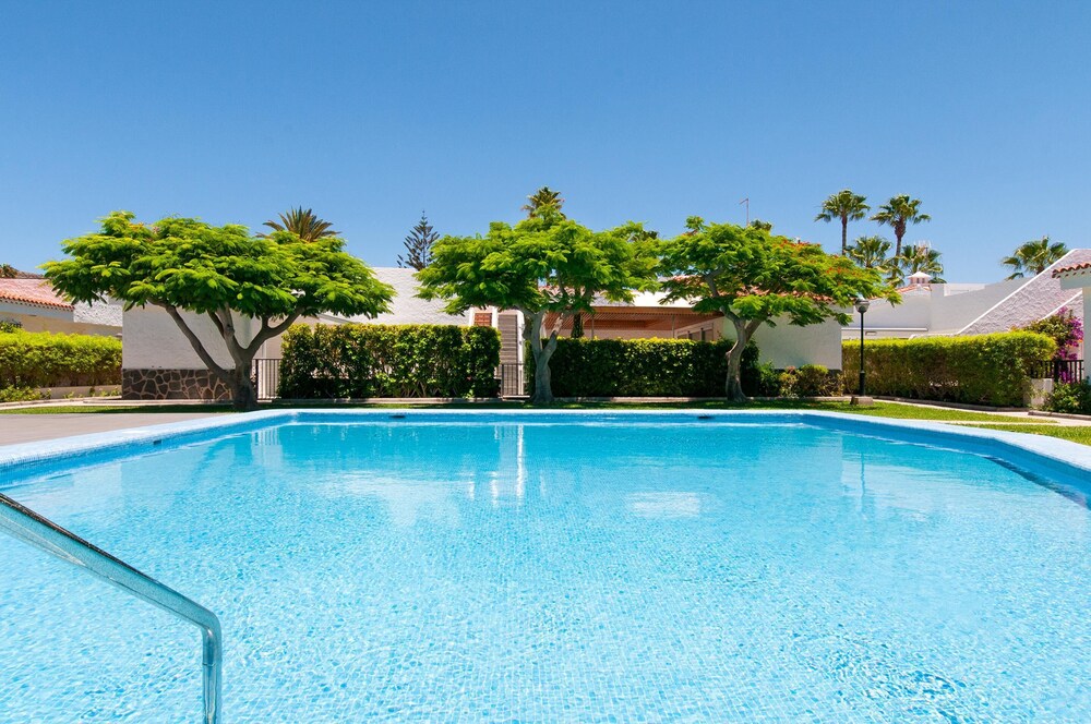 Bungalow Marina Deluxe by VillaGranCanaria — 4-Star Luxury Hotel in San Bartolome De Tirajana, Spain