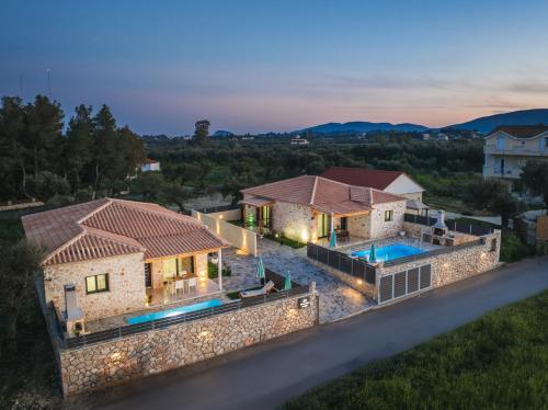 Mateo & Filipos Luxury Villas — 4-Star Luxury Hotel in Ambelokipoi, Greece