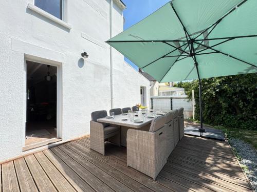 La Gambade Wifi Jardin Bbq 1500 M De La Mer — Mesquer