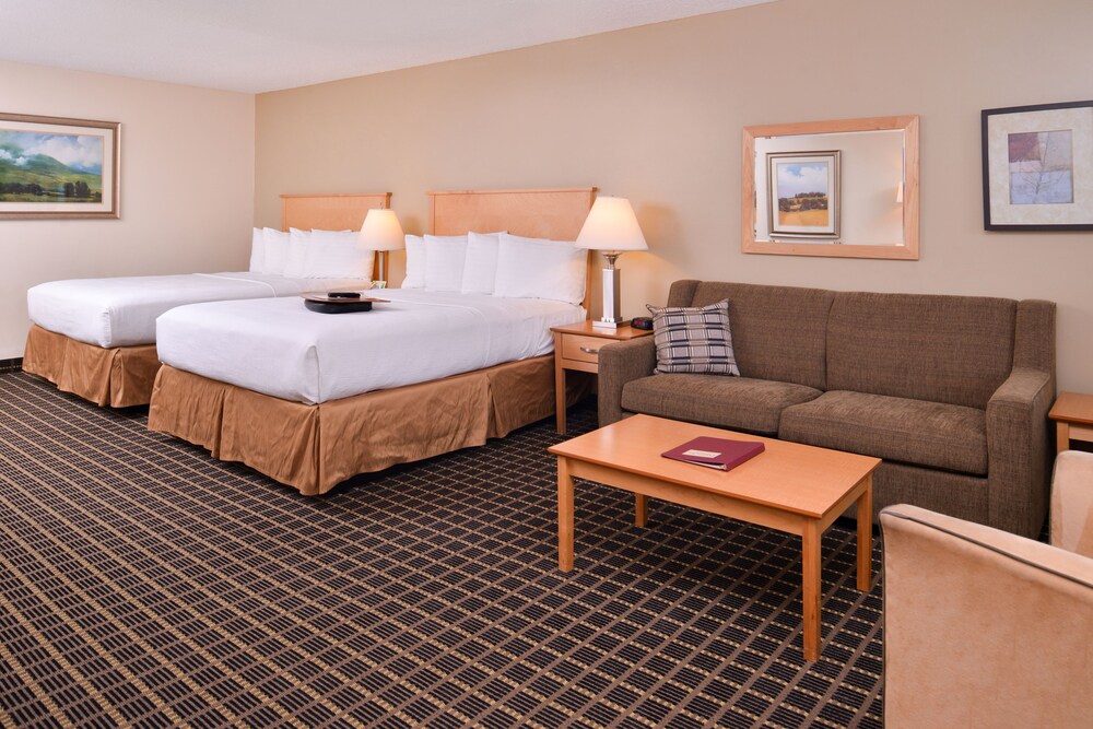 Campus Inn & Suites Eugene Downtown - photo 21