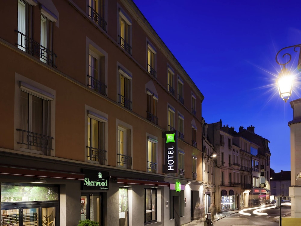 ibis Styles Chaumont Centre Gare in Chaumont, France