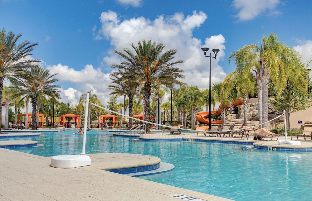 Beautiful 9 bedroom pool home located in the Solterra Resort home - photo 50