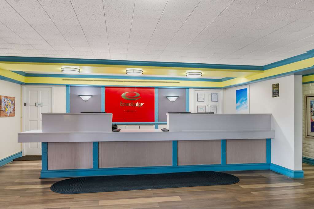 Econo Lodge Richmond North Chesterfield - photo 13