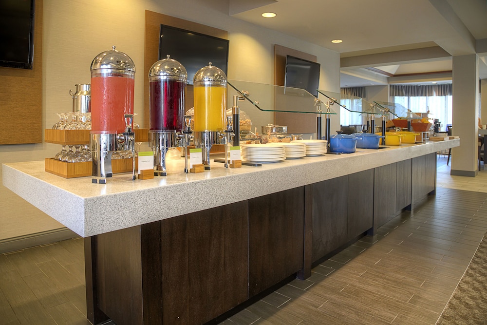 DoubleTree by Hilton Detroit Novi - photo 20