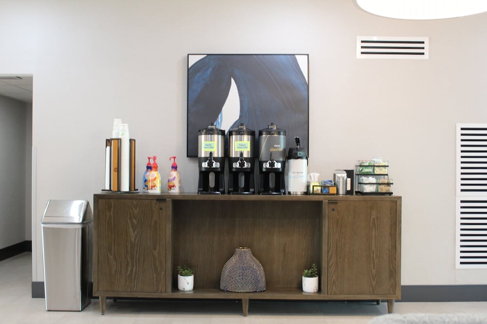 Holiday Inn Dallas Market Ctr Love Field by IHG - photo 36