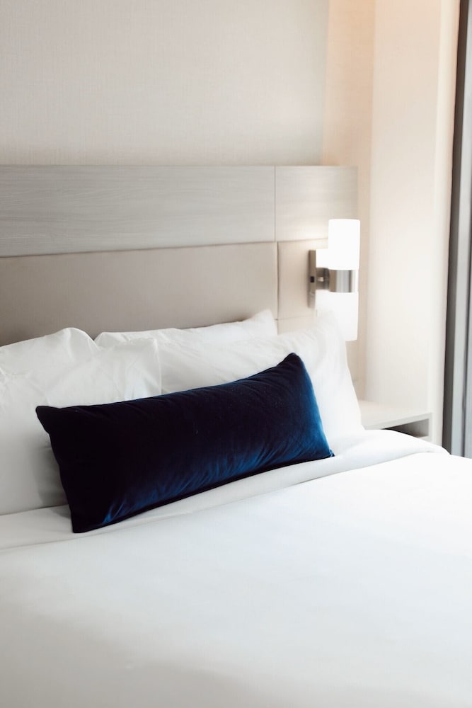 AC Hotel San Diego Downtown Gaslamp Quarter - photo 10