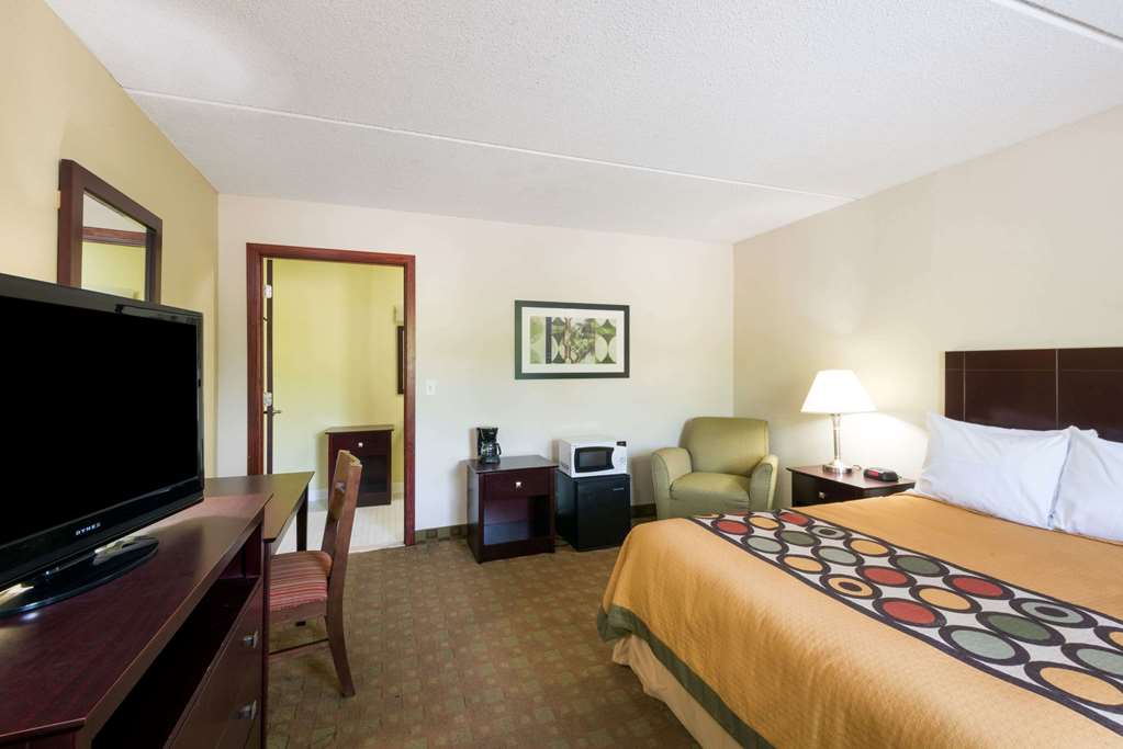Super 8 by Wyndham White River Junction - photo 11