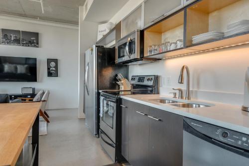 Traveler's Haven 1bd 1 and half bath 2 story East Nashville Condo — 4-Star Luxury Hotel in Nashville, United States