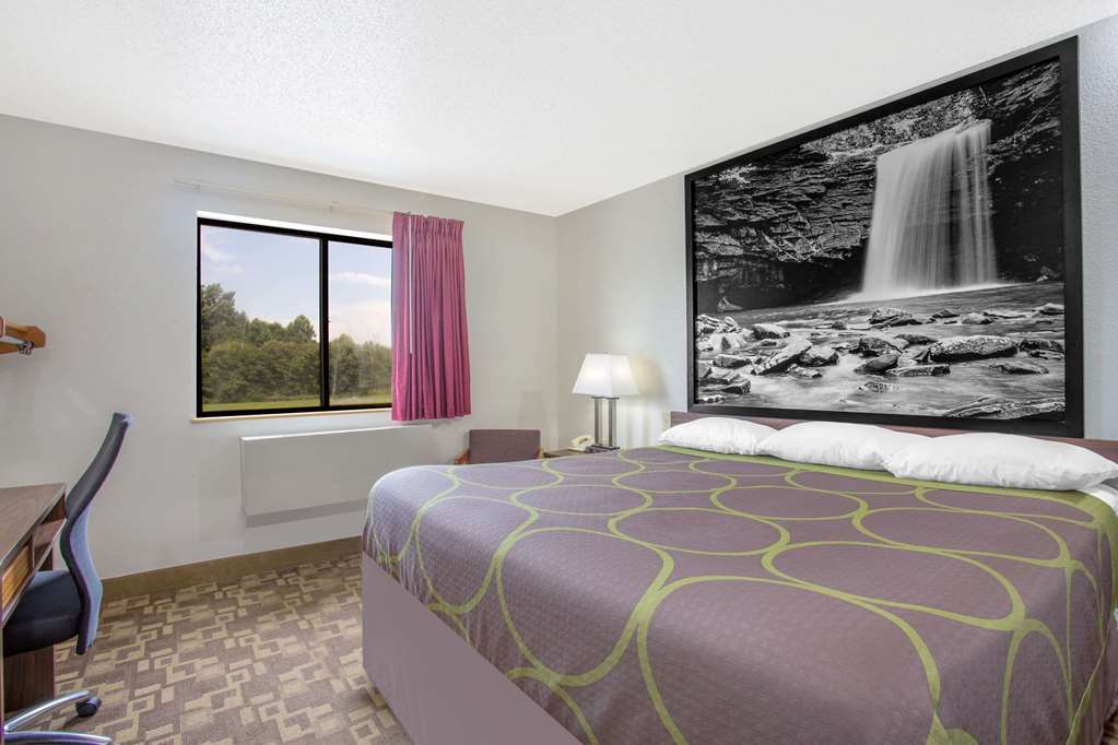 Super 8 by Wyndham Appomattox VA - photo 6