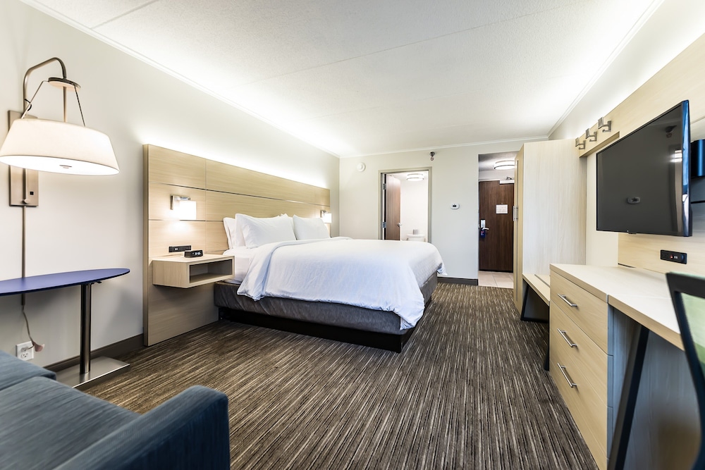 Holiday Inn Express Flint Campus Area by IHG - photo 8