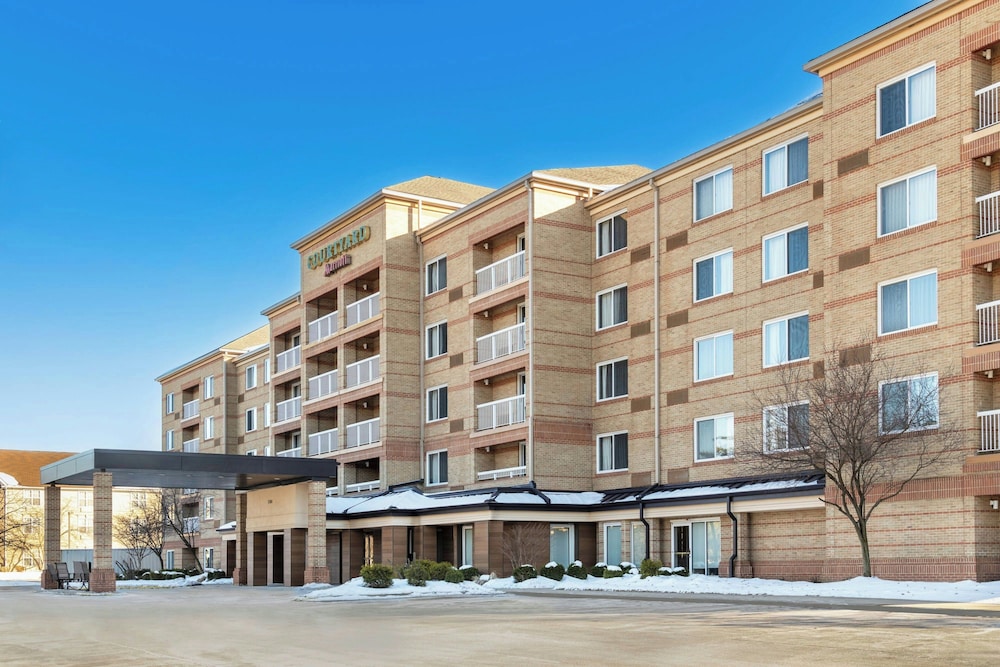 Courtyard by Marriott Cleveland Airport South — hotel in Middleburg Heights